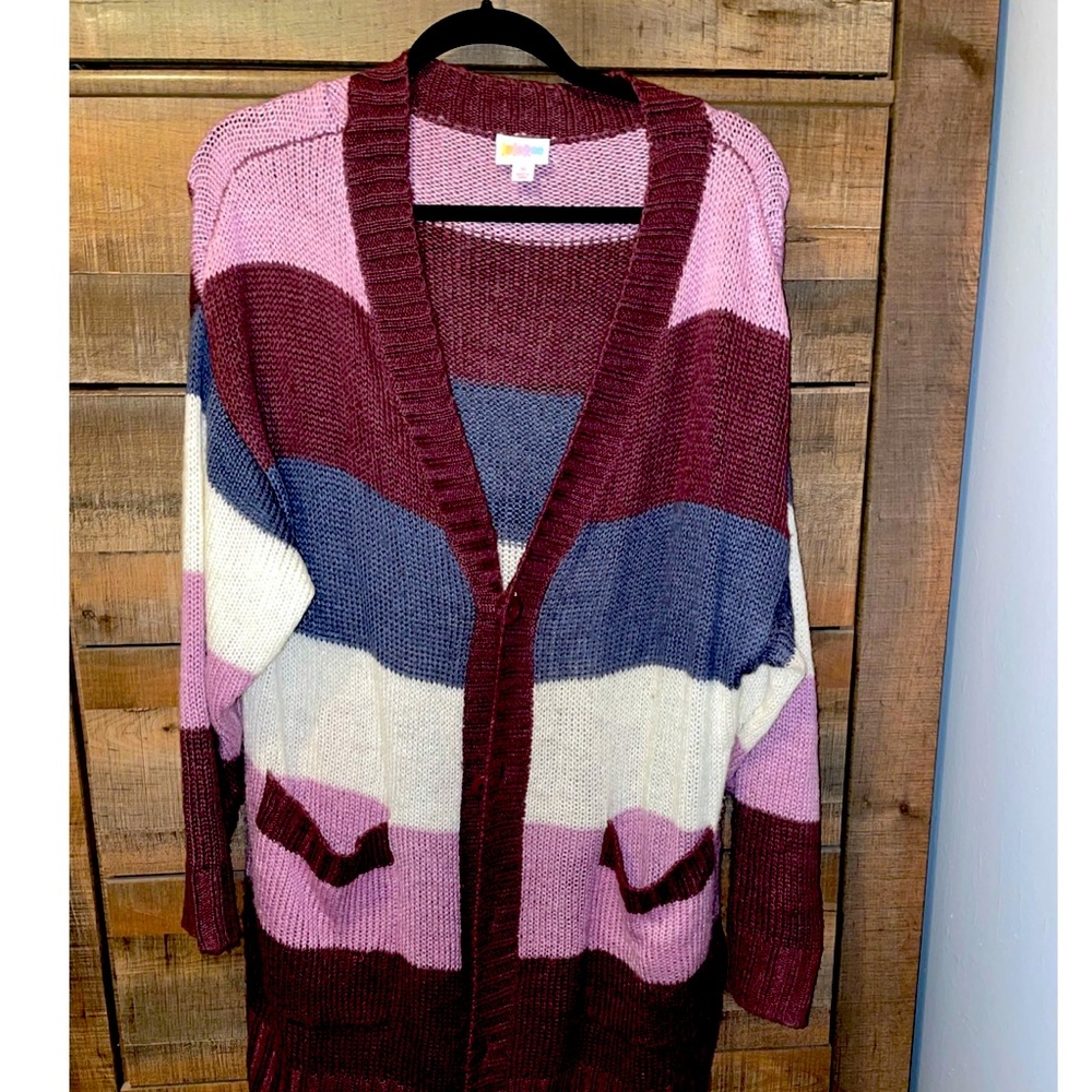 Med Lularoe Lucille sweater